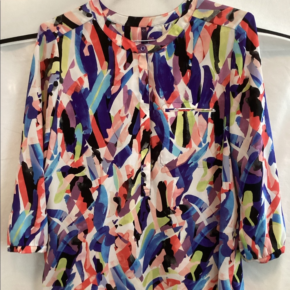 NYDJ Multi color print.